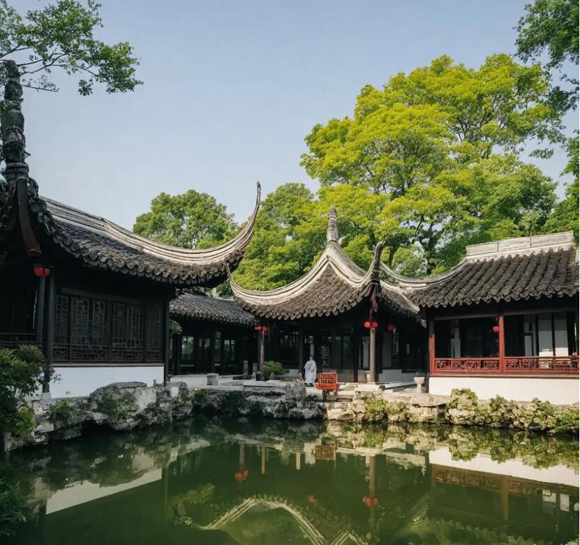 伊春友好访风土建有限公司